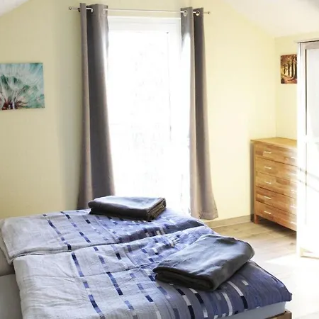 Apartment 2 At The Cherry Hill